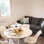Poganyko Vendeghaz 2 *